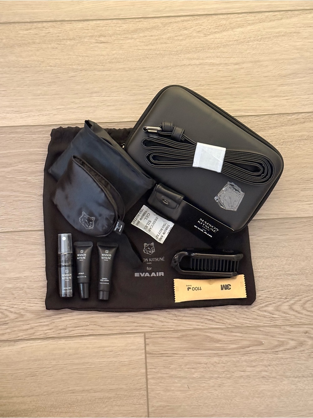 MAISON KITSUNÉ Royal Laurel Class Black Travel Toiletry Kit with Accessories